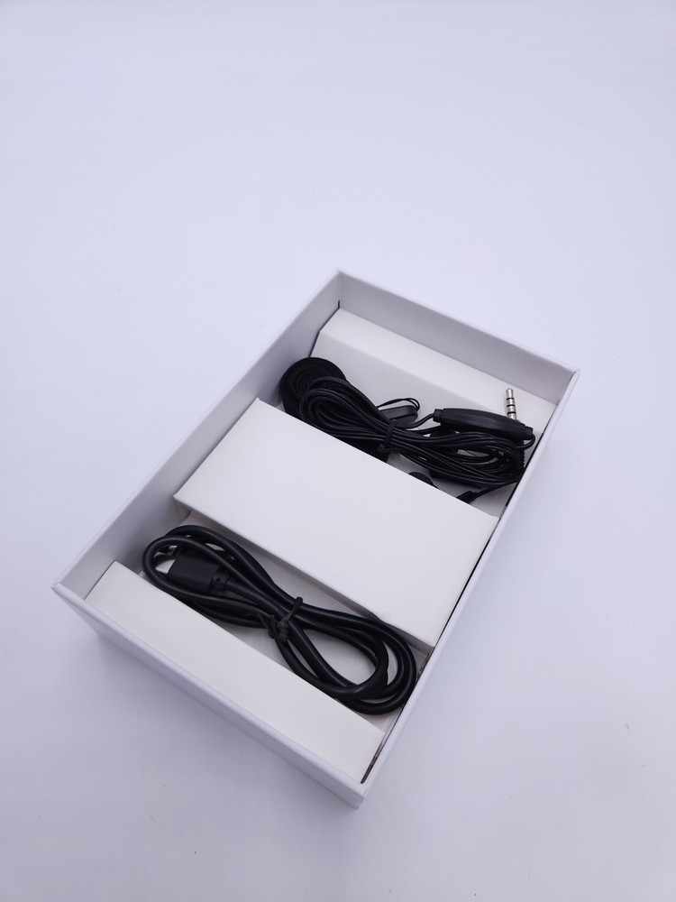 Lexibook Interpretor III 137-Language Translator NTL3000 Open Box (B4)