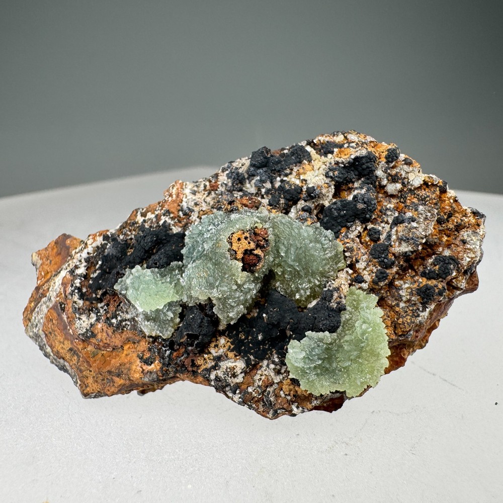 Smithsonite, Adamite: Ojuela Mine, Mapimí, Mapimí Mun., Durango, Mexico