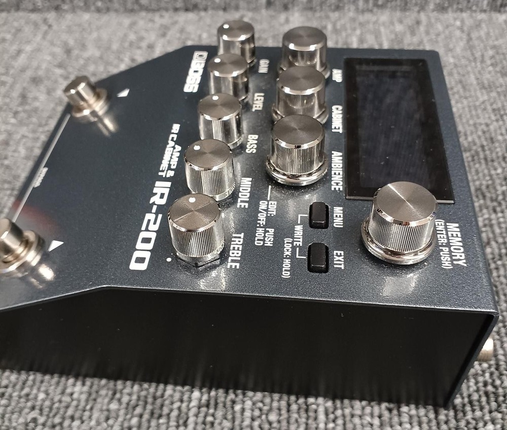 BOSS IR-200 Simulator