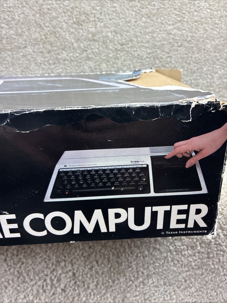 Texas Instruments TI-99/4A Home Computer POWERS UP,RED LIGHT ON!