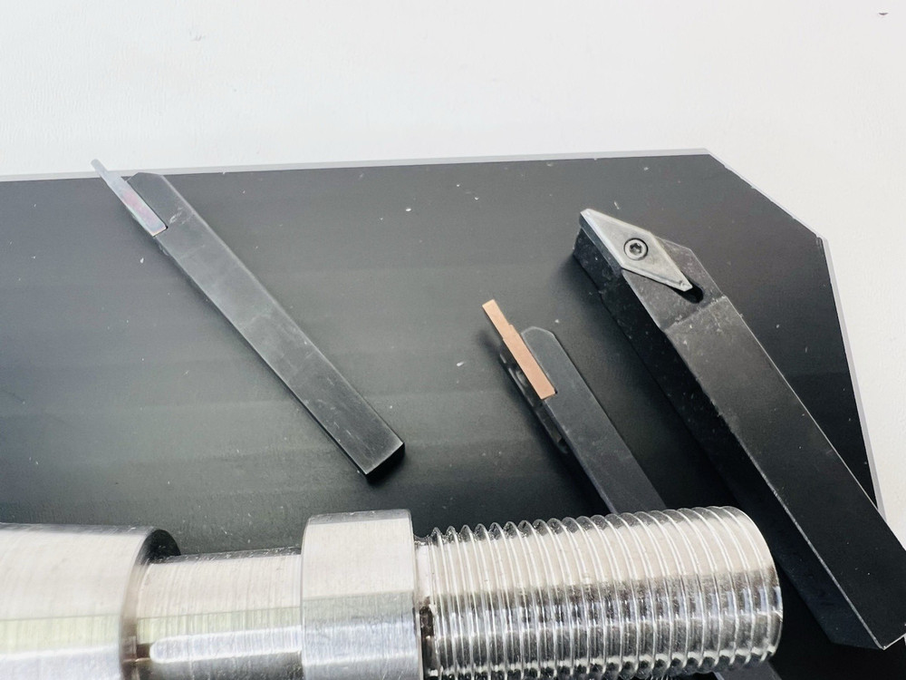 Diametal Swiss Cutting Tool w/ Inserts and Holders