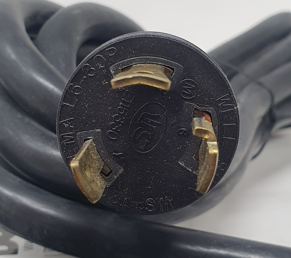 Dell AP6031 APC Basic Rack PDU 200-240 VAC