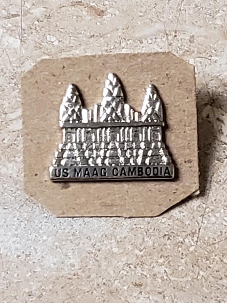 US Army US MAAG CAMBODIA Crest DUI (Just one, Not a Pair)