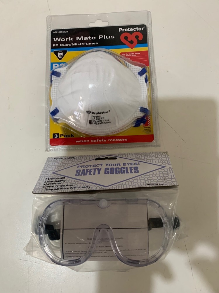 SAFETY GOGGLES/P2 FACE MASKS(3 IN PACK)