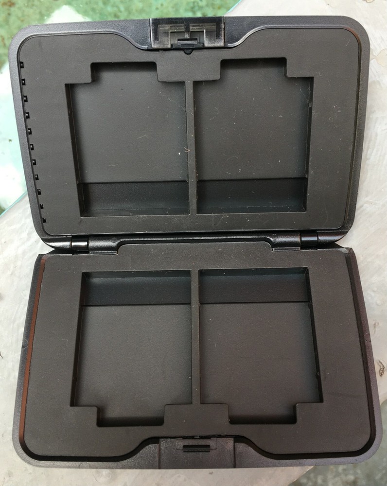 Hakuba & Gepe Card Compact Flash Memory Card Storage Cases