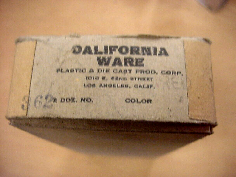 21 Knobs California Ware Art Deco Red & Chrome Plastic Drawer Pulls NOS In Box
