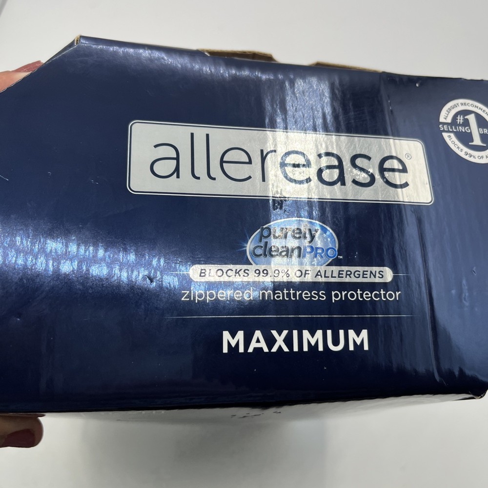 Full Size AllerEase Maximum Mattress Protector - White NEW