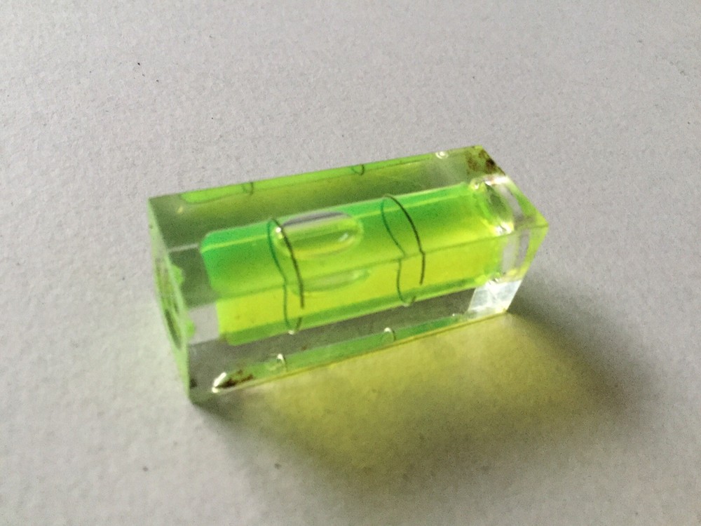 Translucent Green Bubble Leveler Tool For Mesuring Balance And Straightness