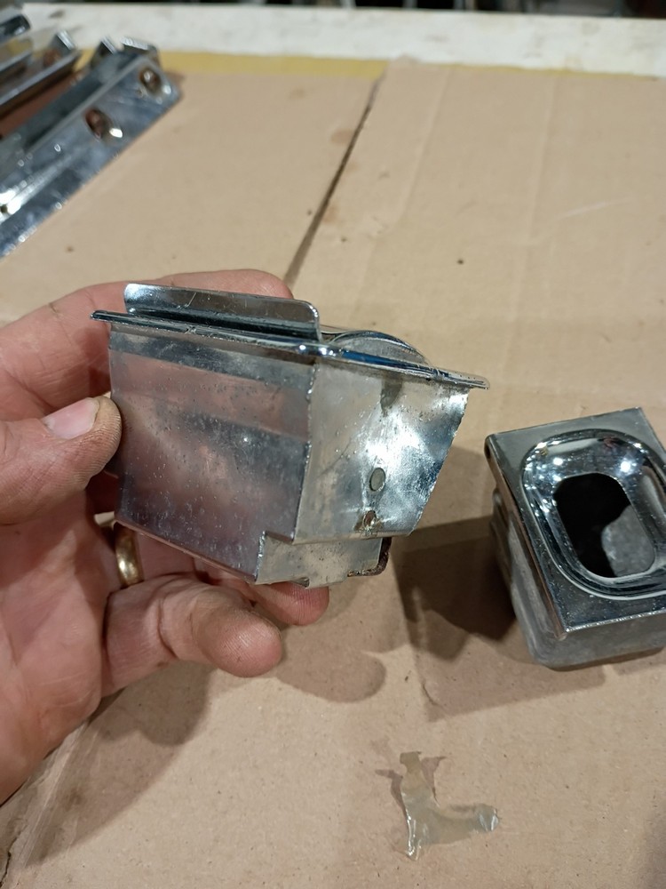 Austin Healey 3000/ 100-6 Original Ashtray