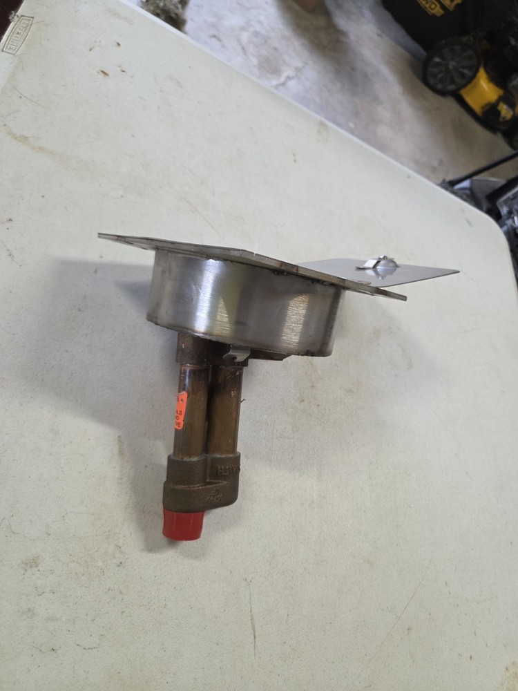 Jr Smith 5615 3/4" Hydrant with Lockable Box