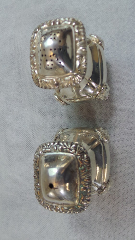 VINTAGE VICTORIAN SHEFFIELD SILVERPLATE FOOTED SALT & PEPPER SHAKERS
