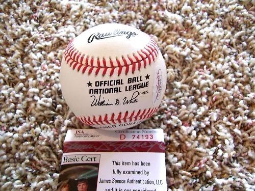 HANK WYSE SIGNED NL BASEBALL -JSA Authenticated #D74193