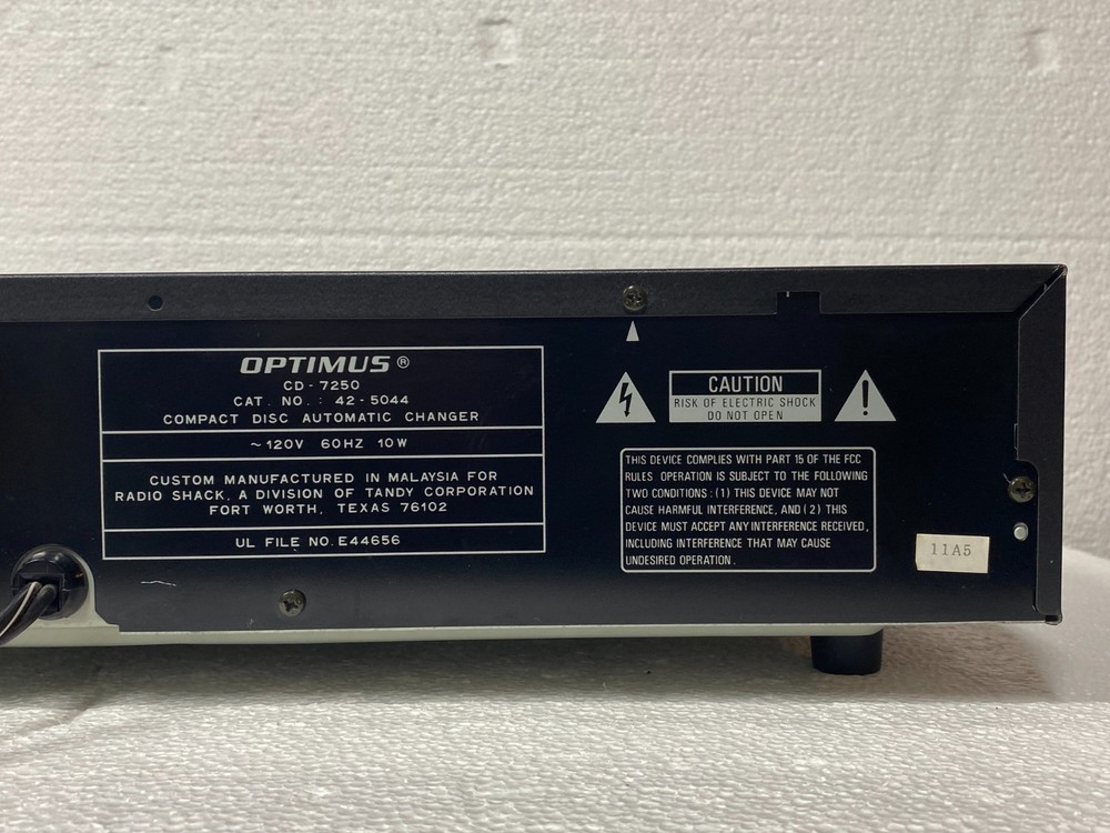 Optimus CD-7250 Automatic CD 6 Disc Changer TESTED