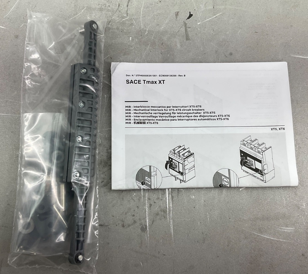 NEW ABB KXT6MIRH MECHANICAL INTERLOCK REAR HORIZONTAL XT6 BETWEEN 2 C BRKRS