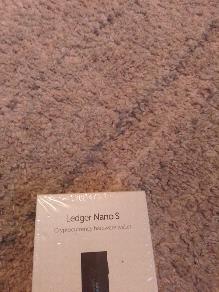 Ledger Nano S Crypto Hardware Wallet