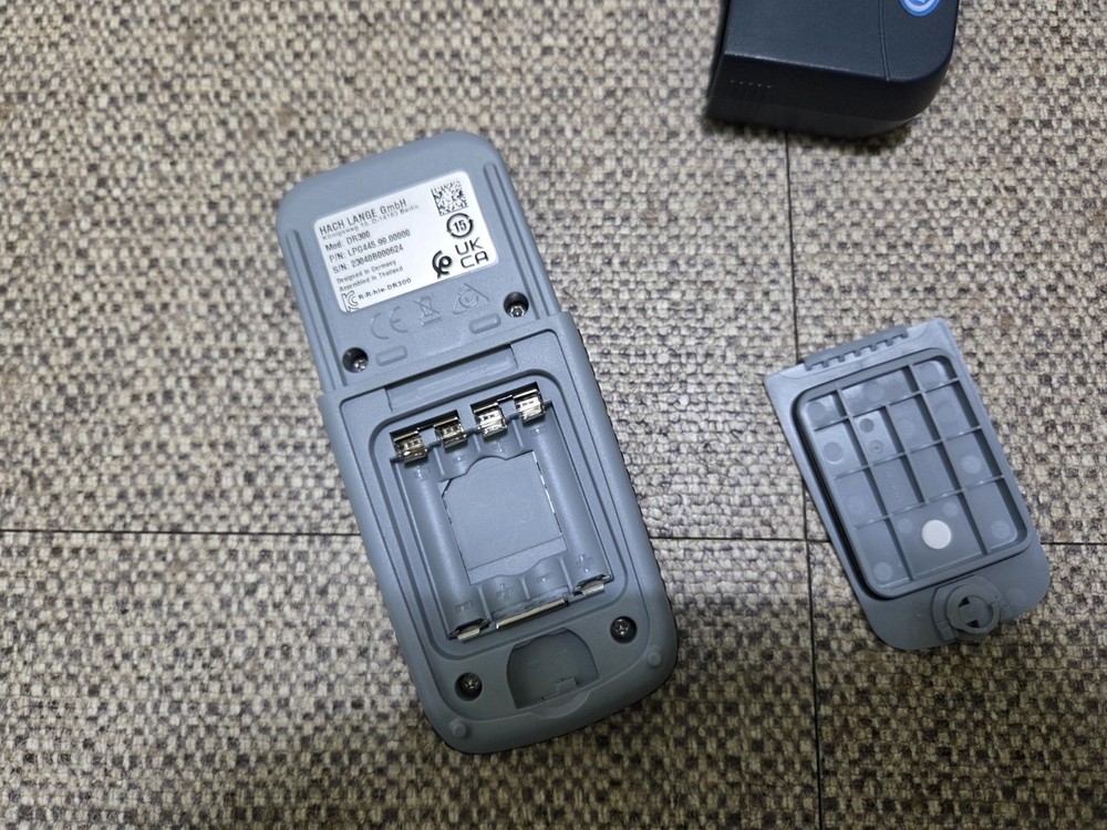 Hach DR300 Pocket Colorimeter Phosphate