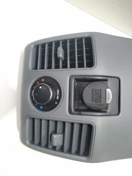 PILOT 2006 Console Rear 479091