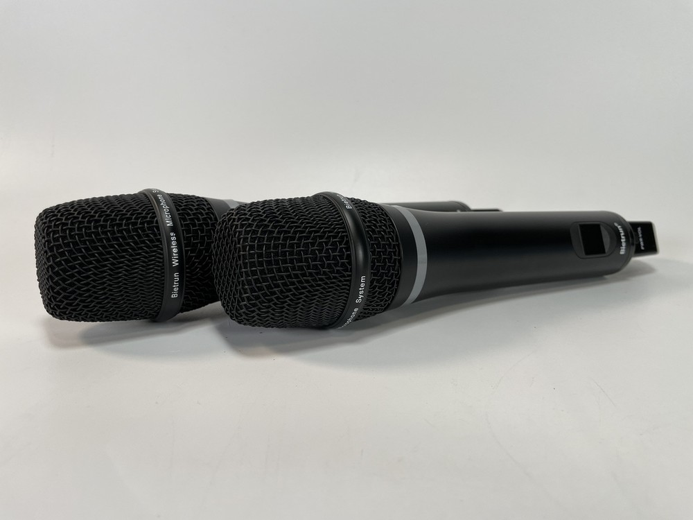 Bietrun Rechargeable Wireless Microphone for Singing