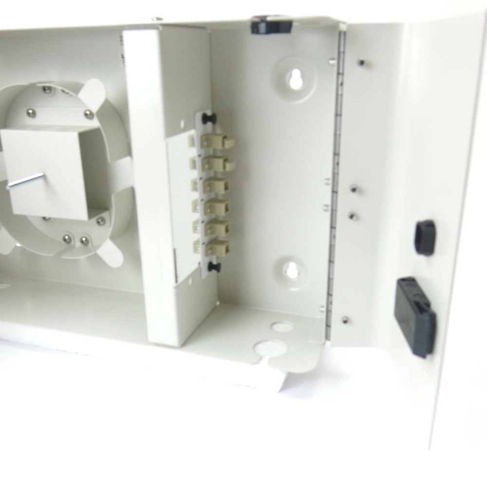LEVITON - CPC SERIES ( CPC12-STD ) FIBER OPTIC PATCH PANEL CENTER.