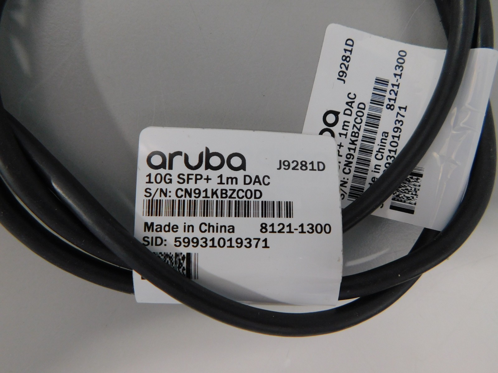 HPE Aruba Networks SFP+ Direct Attach Cable 1M J9281B 8121-1300