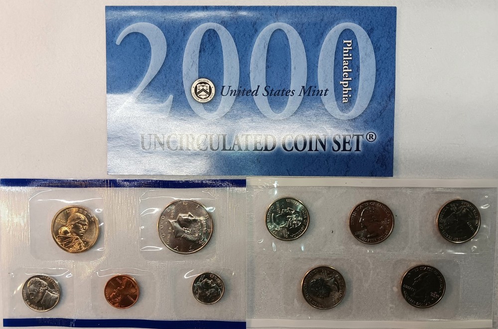 2000 US Mint Uncirculated Coin Sets P & D Mints