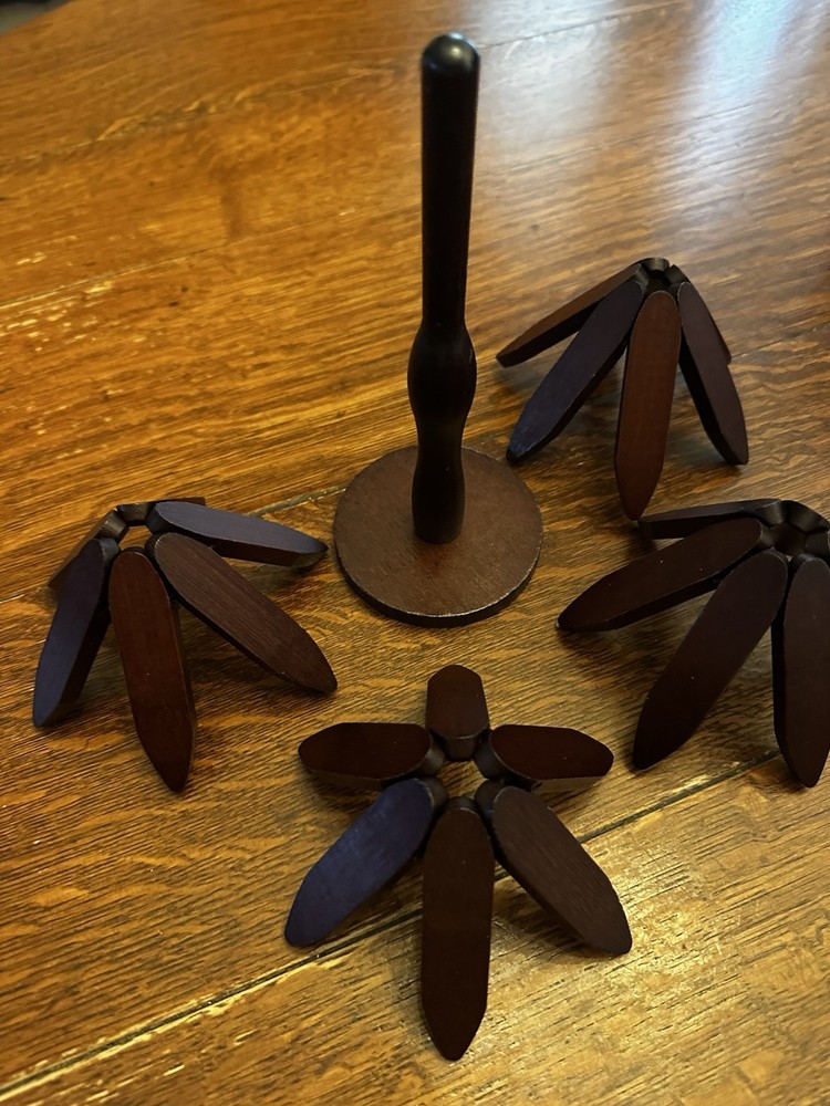 Wood Trivet Tree