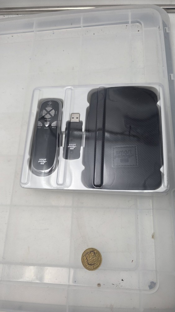 SATECHI SP-600 Smart Pointer 2.4GHz Wireless Presentation Controller