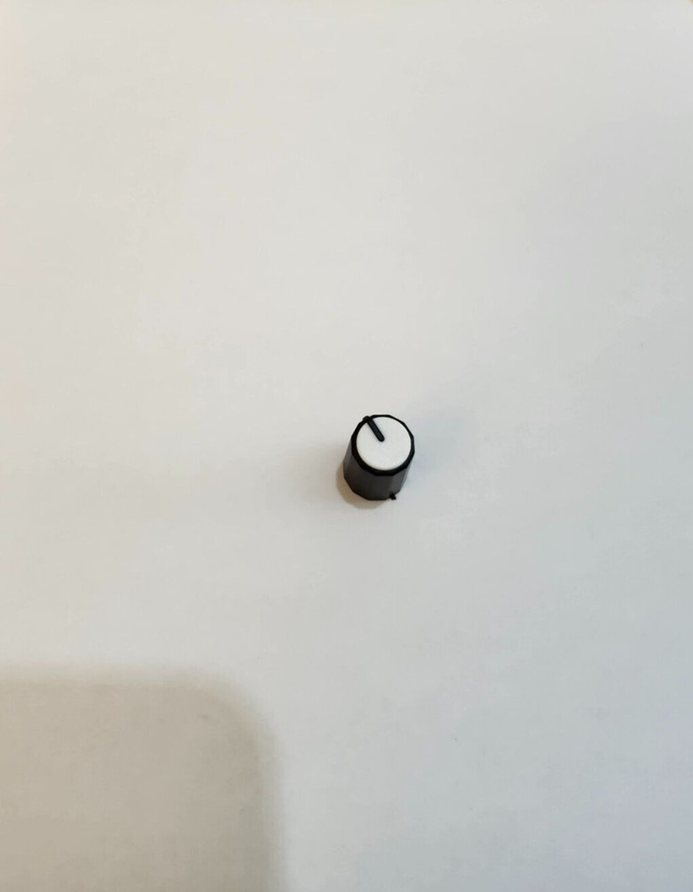 20 Pieces Plastic D Shaft Knobs White