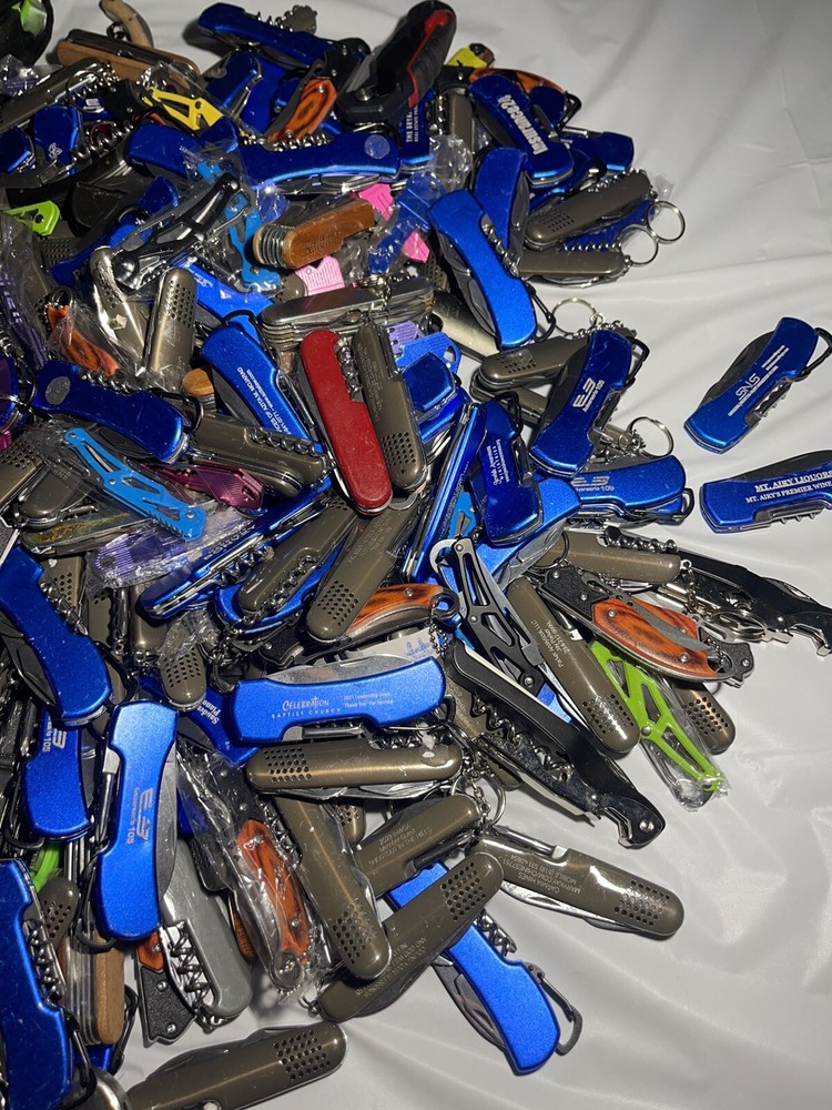 TSA Confiscated Pocket Knives/multitools Lot