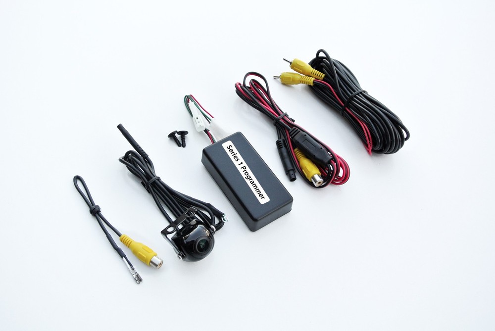 Reverse camera Series 1 Holden VE HSV WM Calais SSV E1 E2 fitted W/ LCD headunit