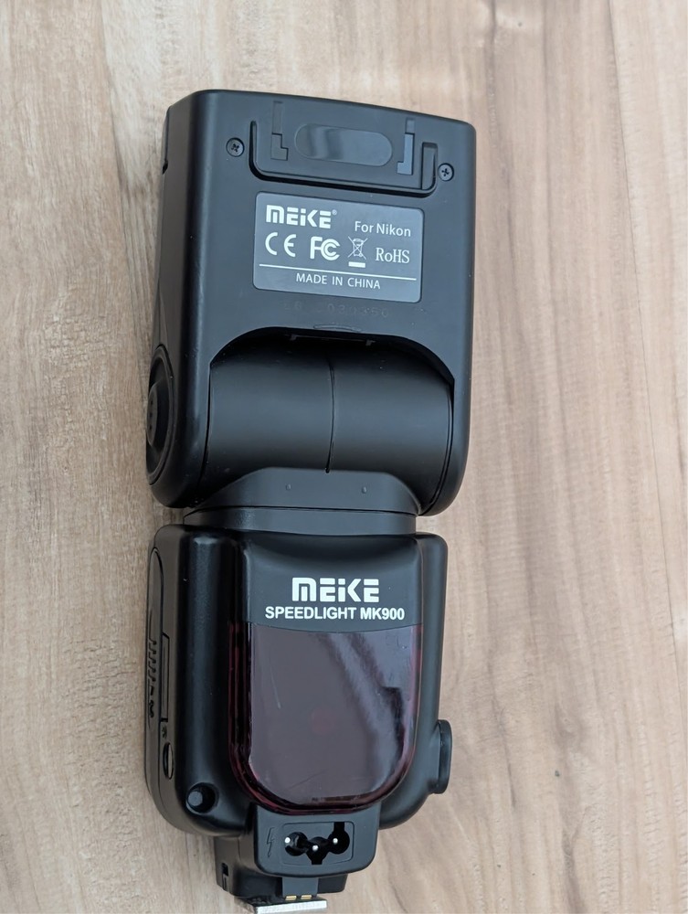 Meike Speedlight MK900/ Flash/ Works