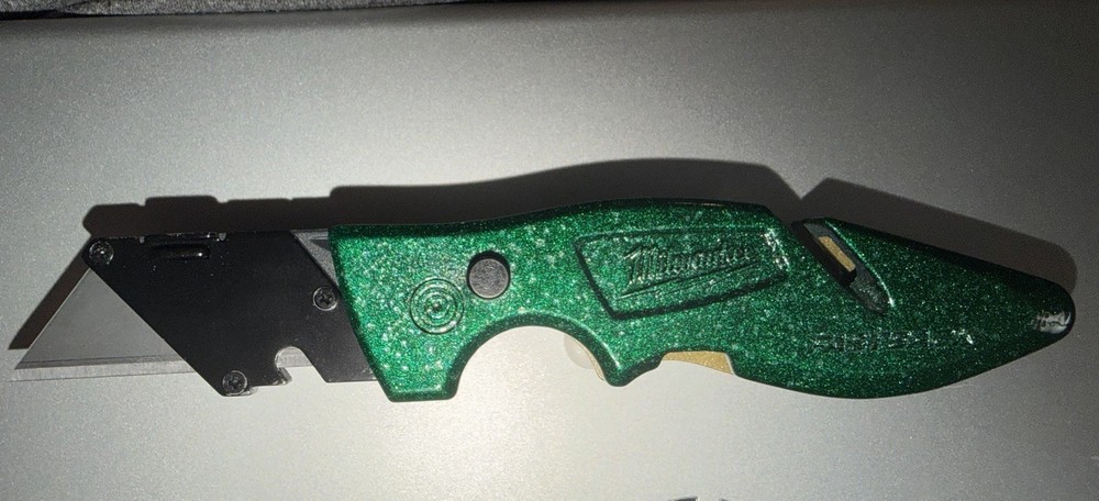 Milwaukee Fastback Flip Utility Knife Custom Powder-Coated