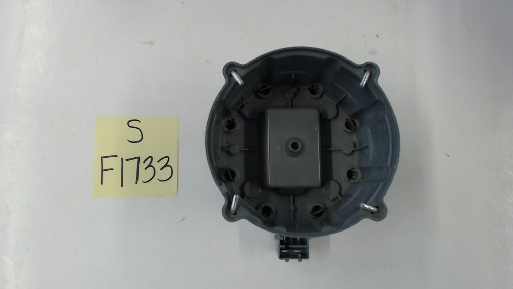 PDR-451 / C-195 Distributor Cap