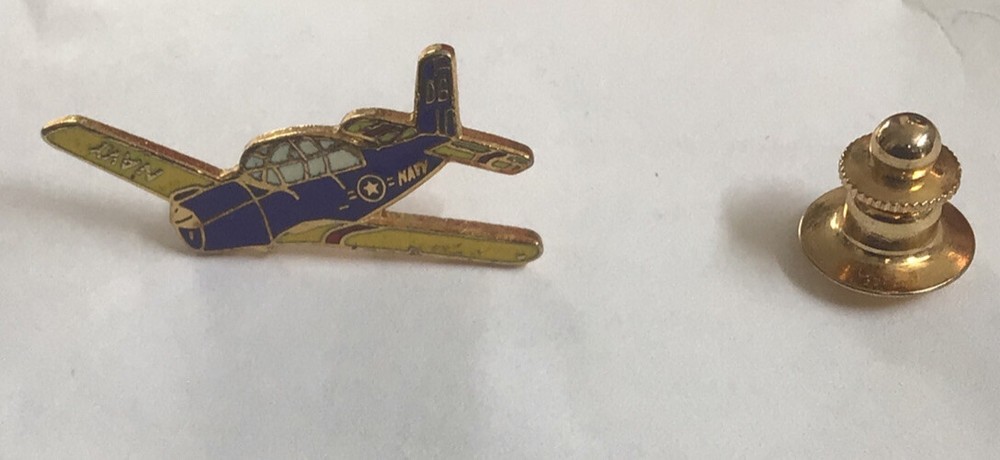 Curtiss Helldiver USN WWII Dive Bomber Lapel Pin