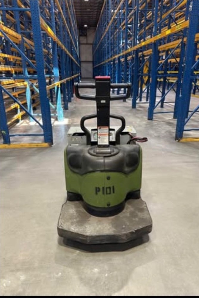 Crown electric pallet jack