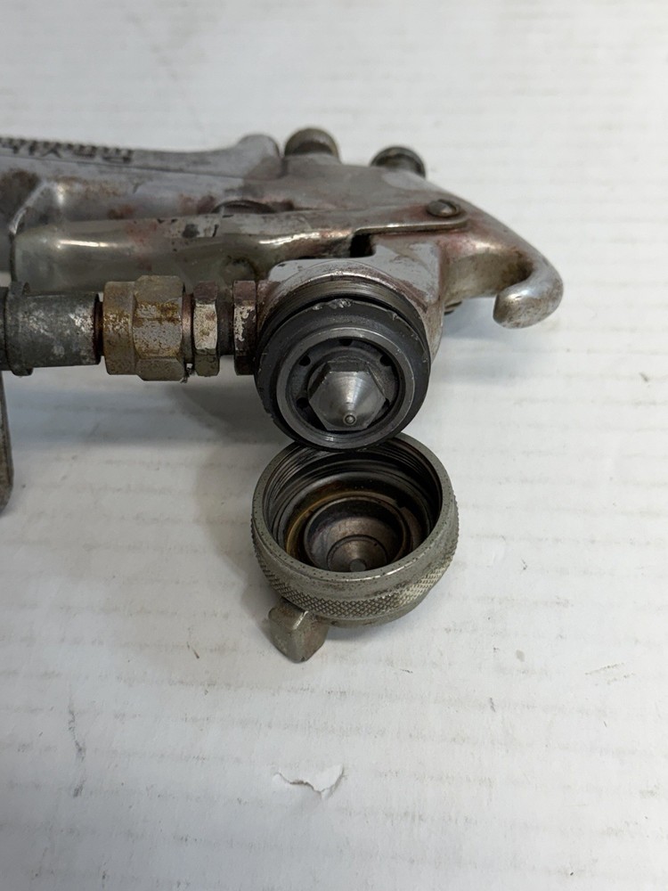 DeVilbiss JGA Spray Gun Conventional Air Paint Untested