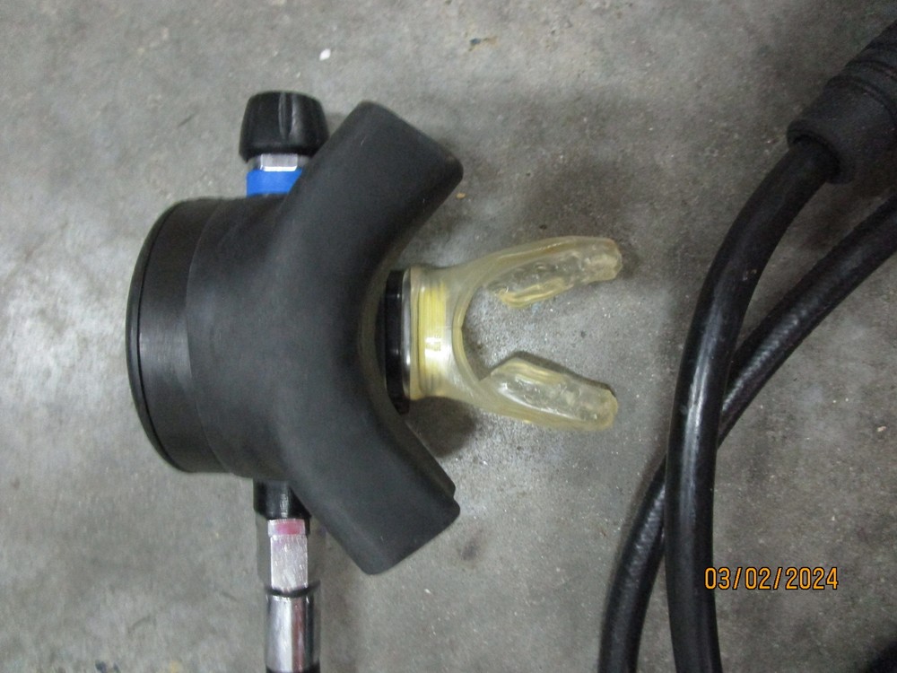 Beauchat Scuba Diving Regulator Set VS Octopus & VX Evoultion