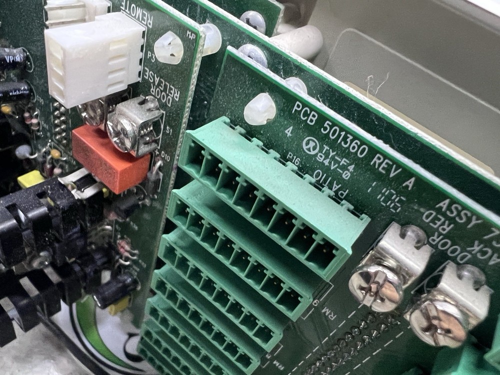 M & S Intercom System Master Unit DMC1 Or DMC3-4 Preowned Untested Missing Parts