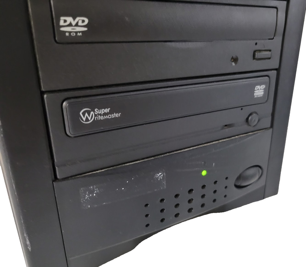 SUPER WRITEMASTER standalone 1-to-1 DVD/CD duplicator