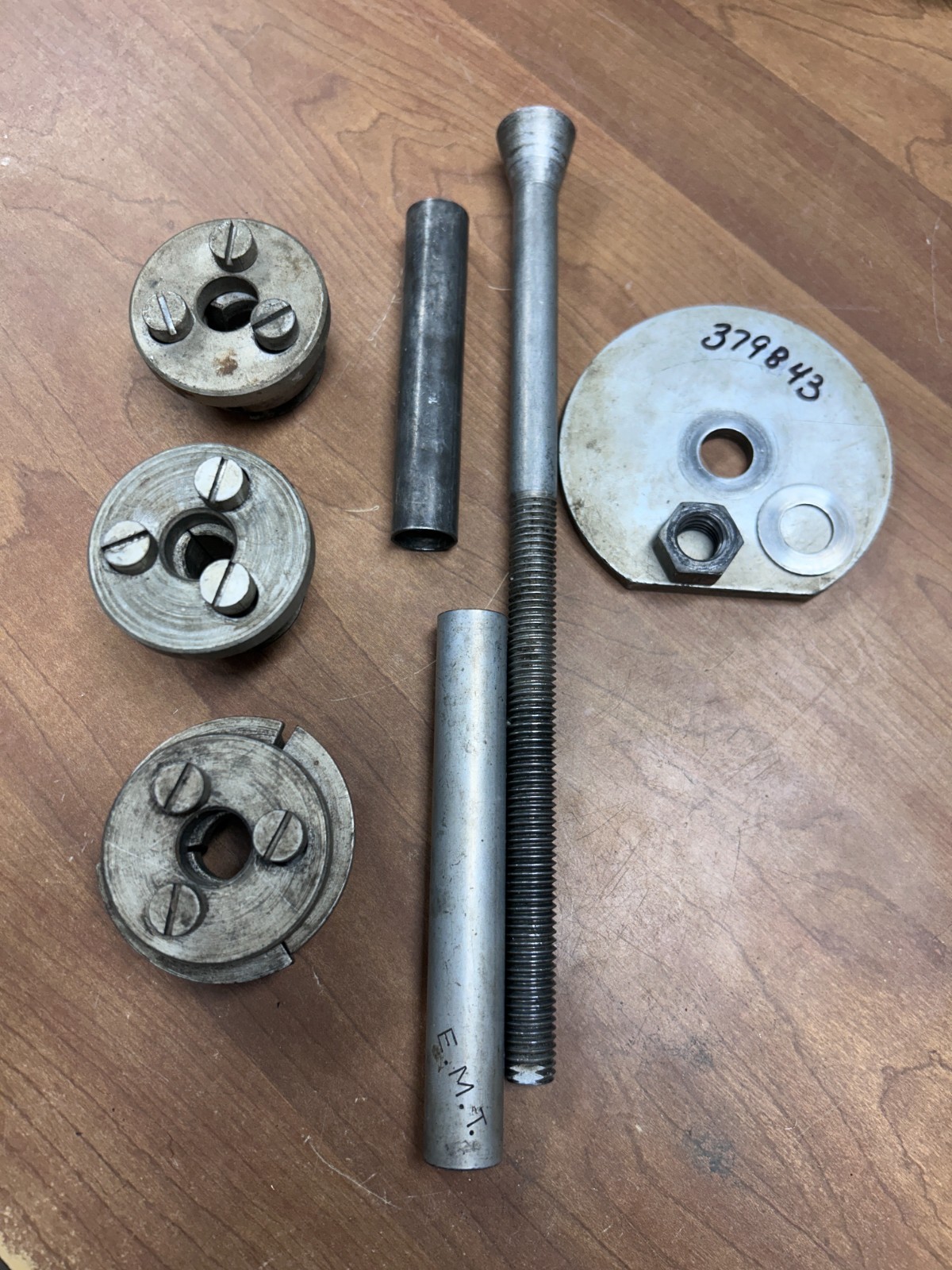 OEM OMC Evinrude Johnson 379843 Specialty Tool Coil & Bearing Puller Set