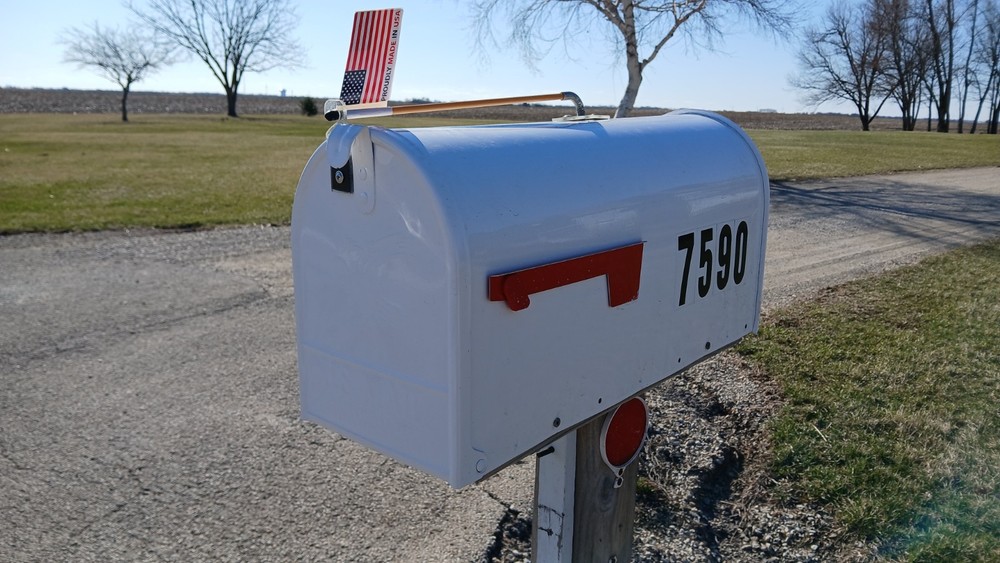 Mail's Here!! Mailbox Flag Alert System, Easy Install, Plastic & Metal Kit