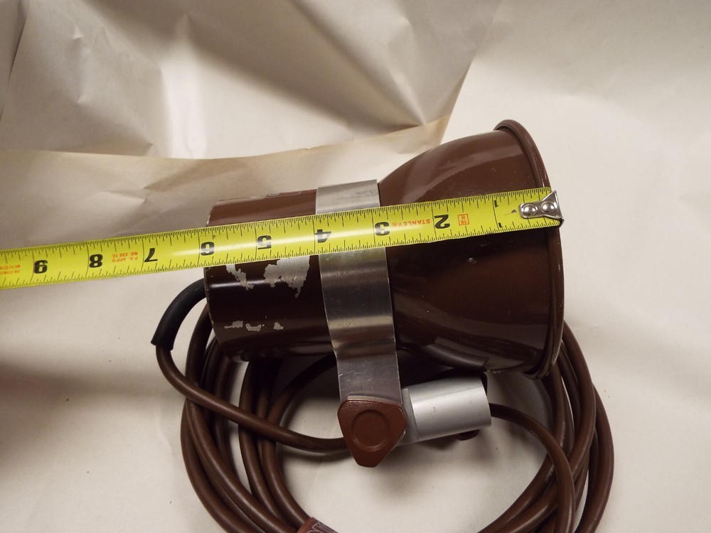 Speedotron Universal Strobe Light Unit Model MW3R Reflector 5 1/4" Untested #3