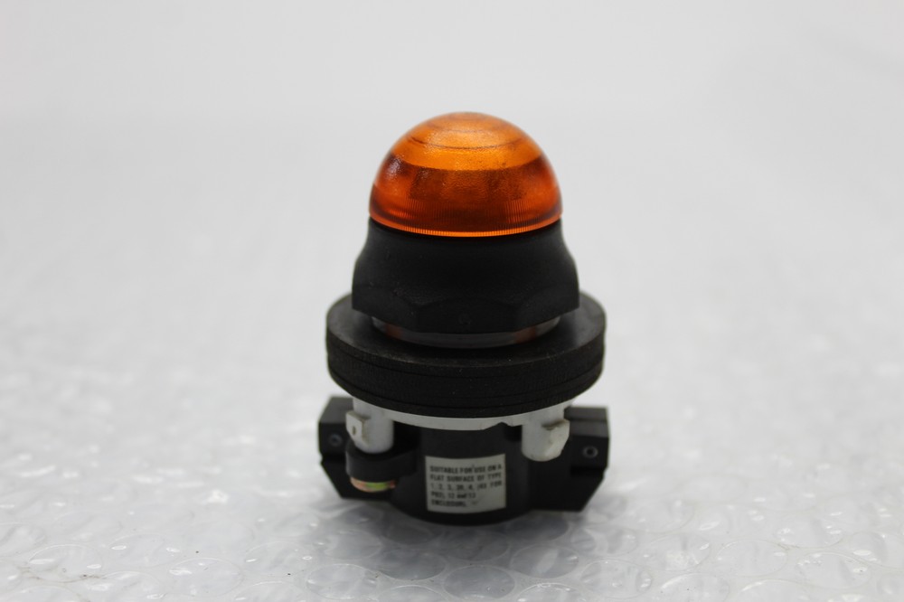 WESTINGHOUSE PB2HA0L7 PILOT LIGHT INDICATOR ORANGE NSNP