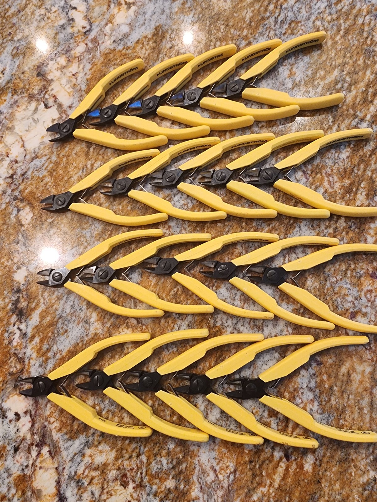 Lindstrom Steel Side Cutting Wire Cutters - Yellow Micro bevel 8150