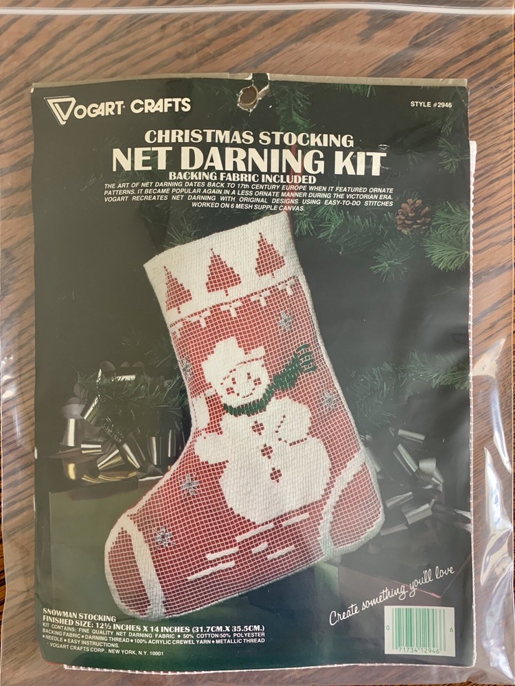 Vogart Crafts SNOWMAN STOCKING Net Darning Kit