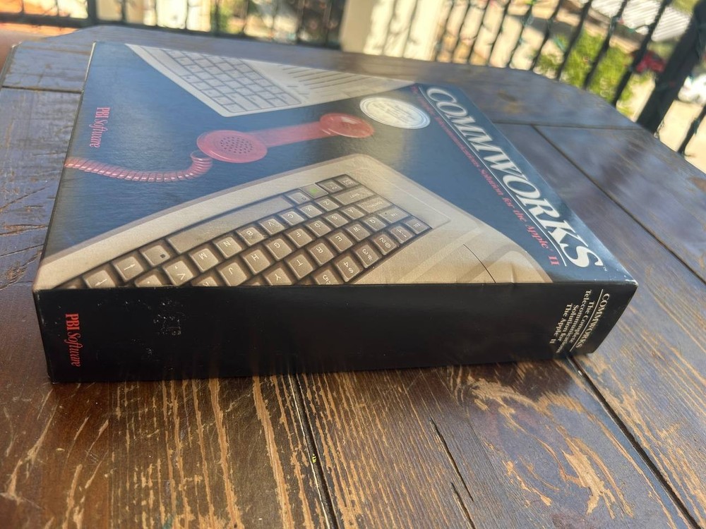 COMMWORKS PBI software Apple II Macintosh. Tlecommunications Solution 1986 year