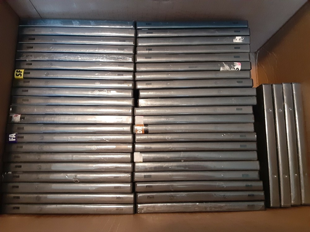 10 Empty Dvd Cases. Single And Duel Discs.