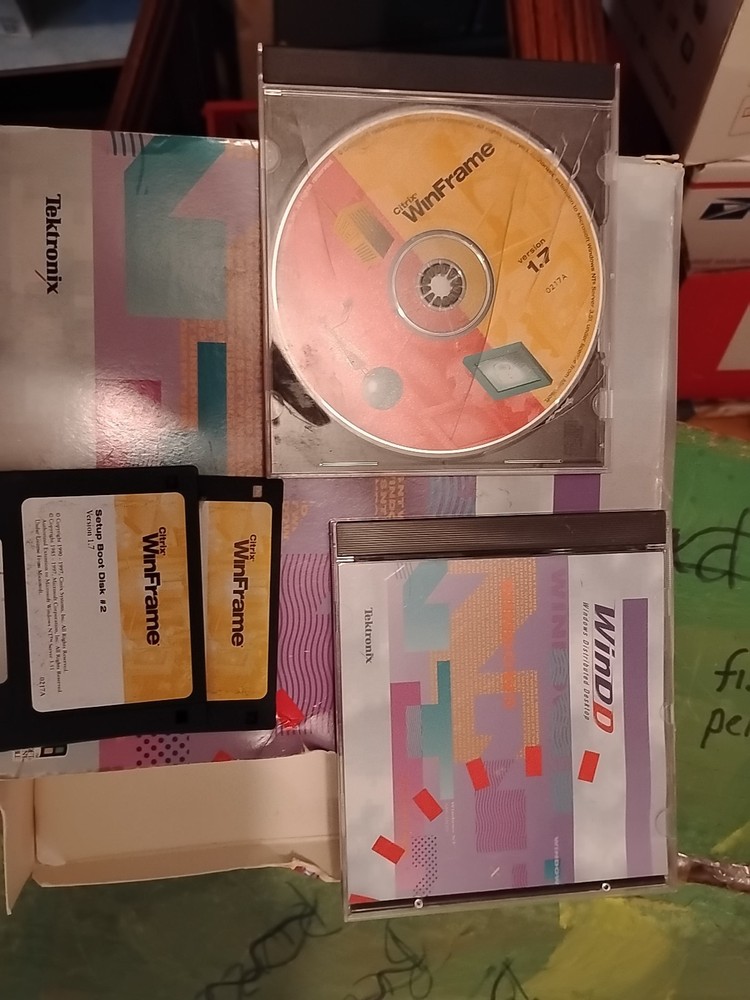 Tektronix WinDD Windows Distributed Desktop - CD-ROM & Floppy Disk - Windows NT