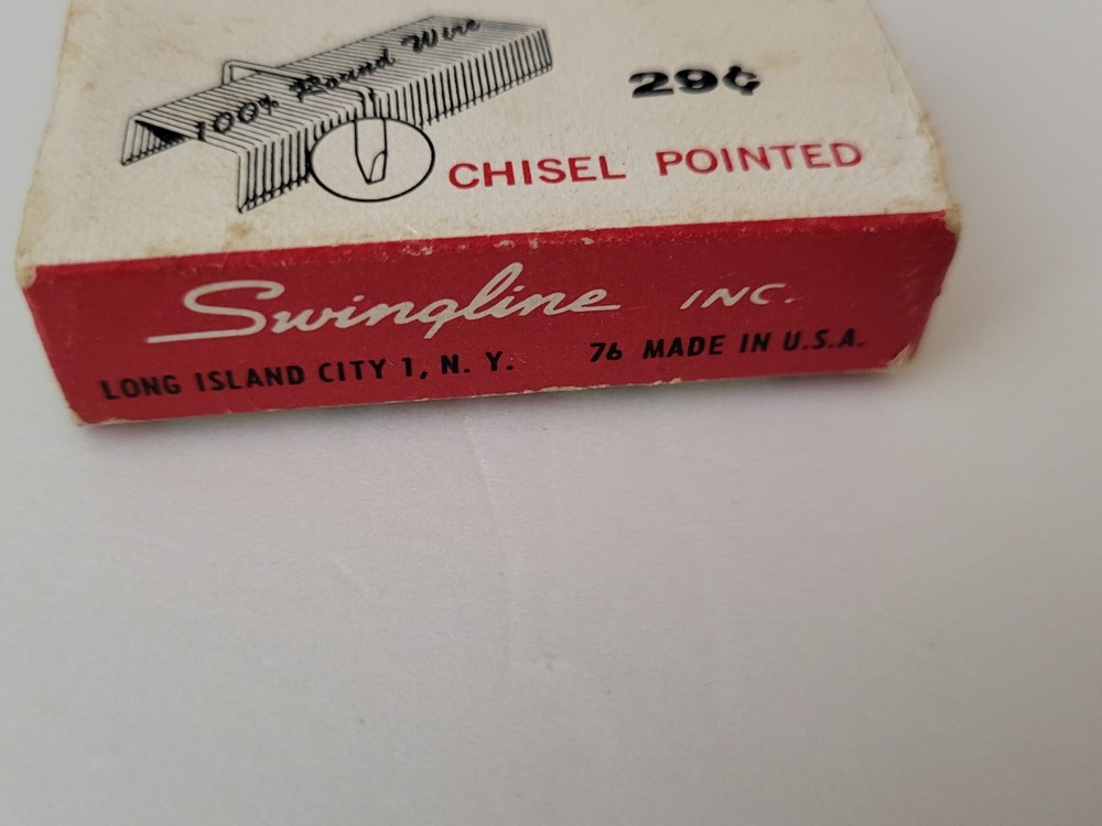 Swingline Cub Staples Open Box