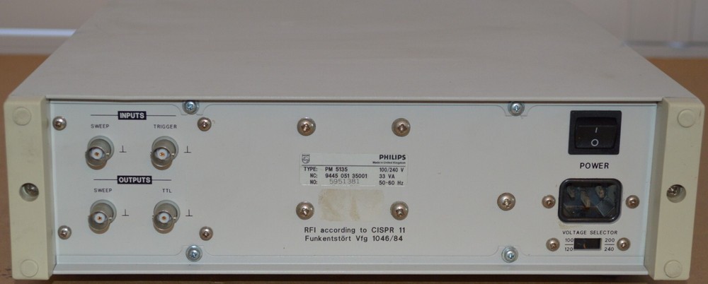 Philips PM5135 Function Generator 1 mHZ to 2MHZ, Functional and tested